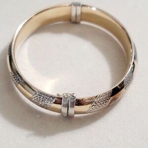 Sterling Silver 1/25 14K Yellow Gold  Hinged Bangle Bracelet 7.5 in